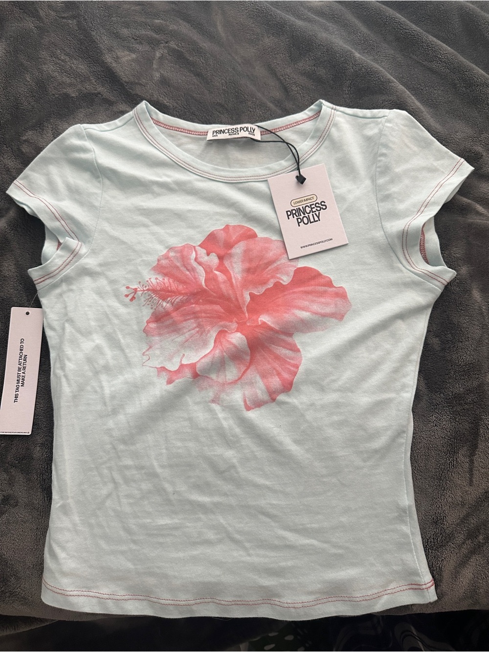 ✨NWT✨Princess Polly Baby Blue Hibiscus Tee